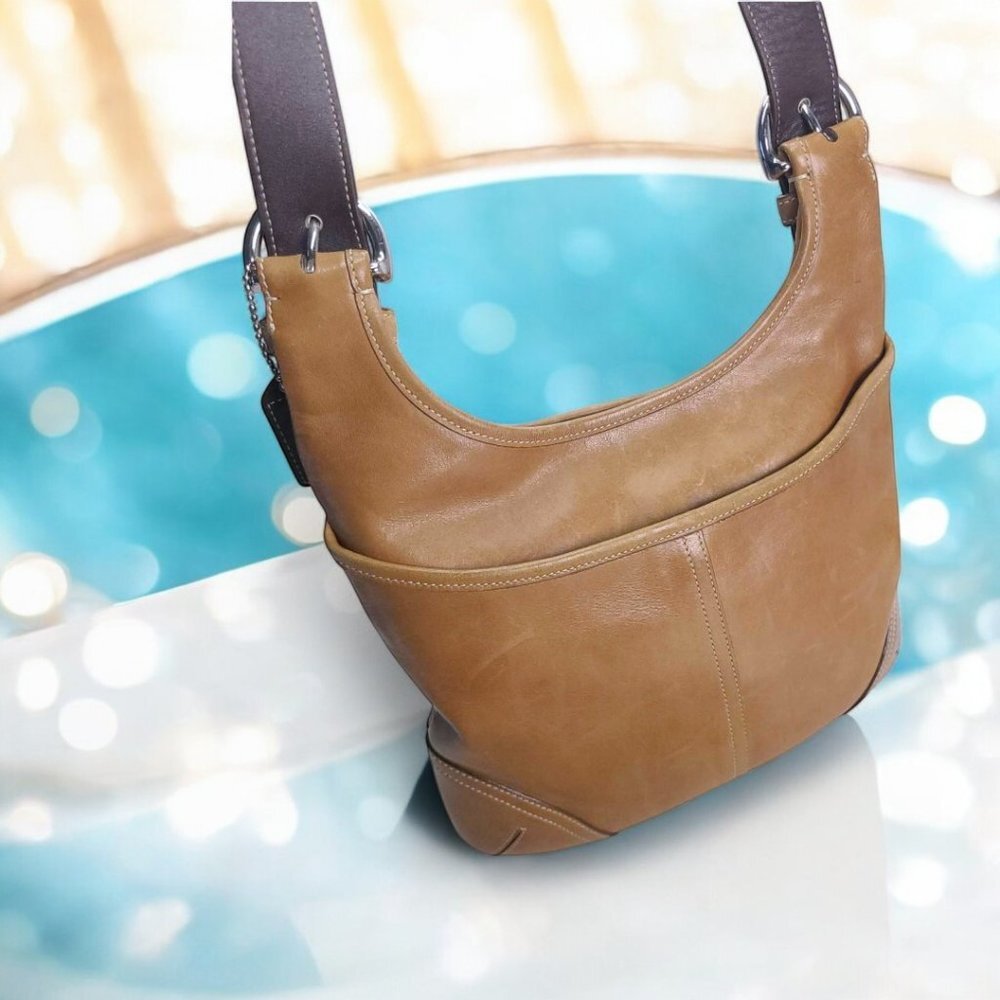 Vintage COACH Hippie Shoulder Bag in british tan - Picture 3 of 10